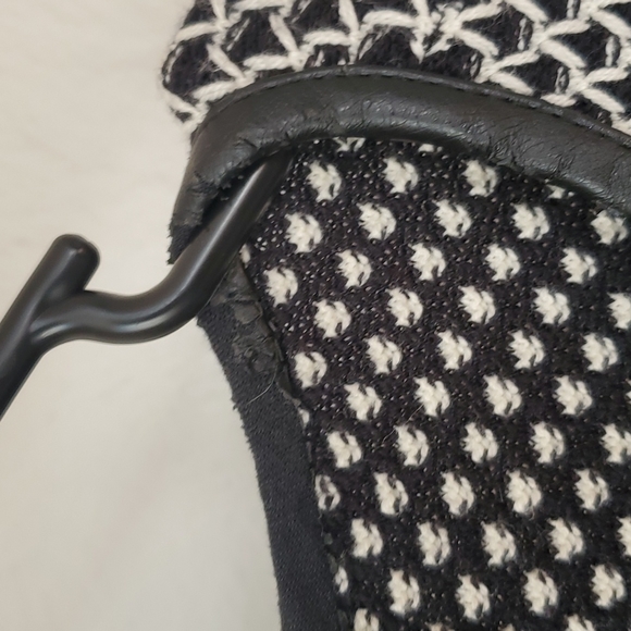 Black and white knit zip up cardigan - Picture 6 of 8